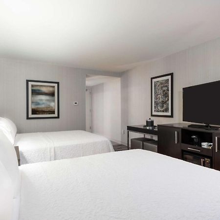 Hampton Inn & Suites Bridgewater, Nj Экстерьер фото