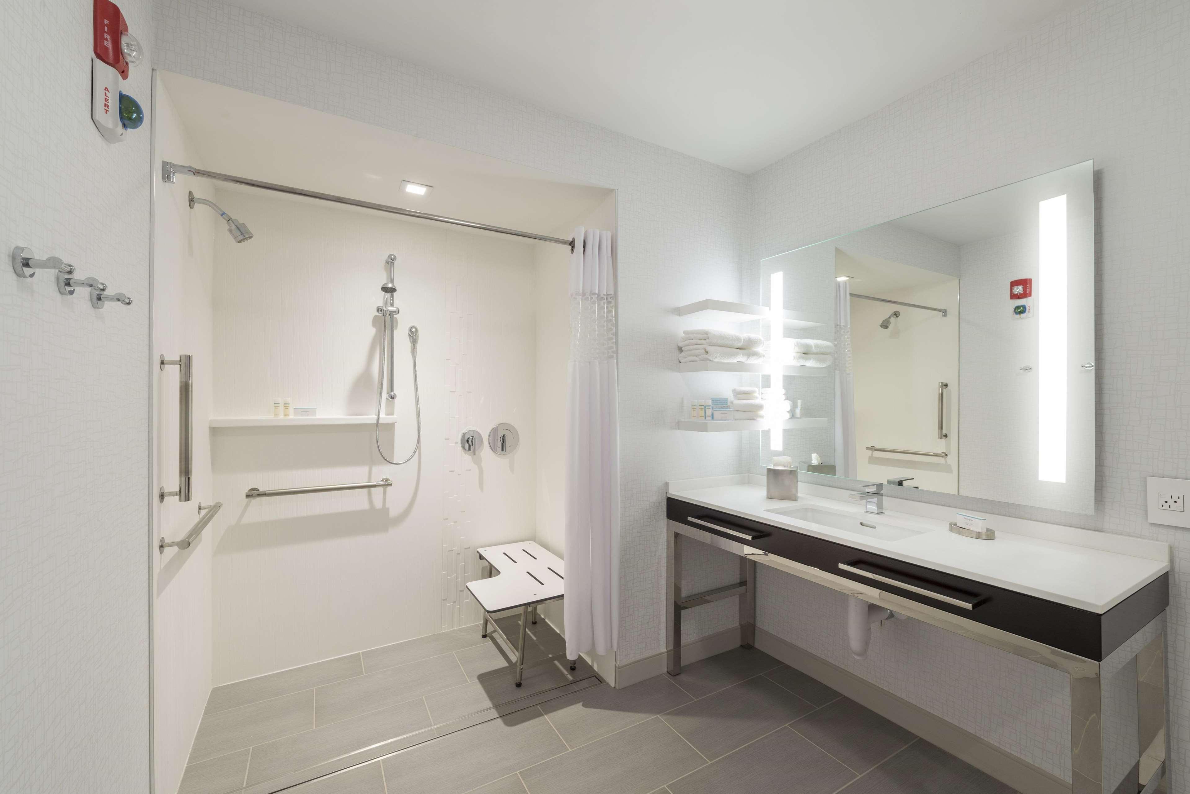 Hampton Inn & Suites Bridgewater, Nj Экстерьер фото