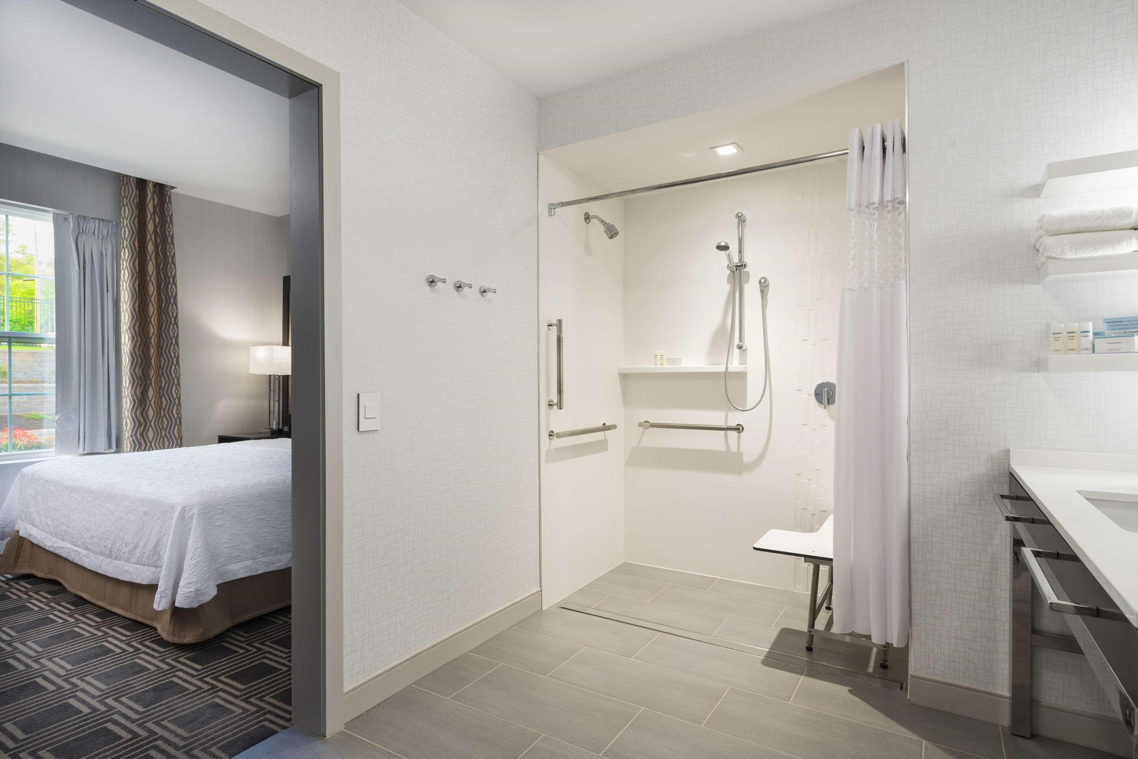 Hampton Inn & Suites Bridgewater, Nj Экстерьер фото